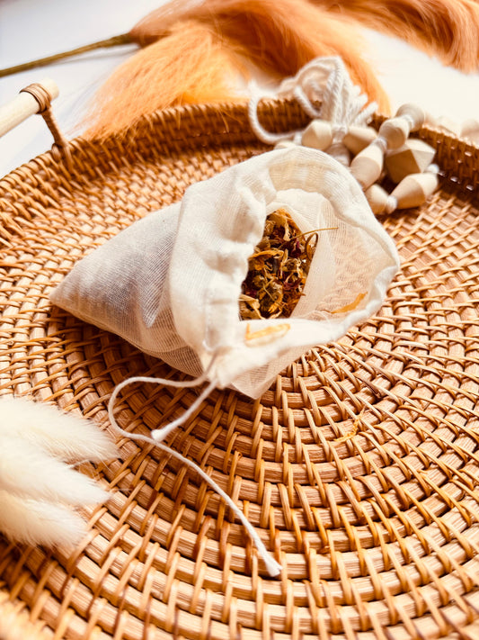 Joyful Bloom – Herbal Bath Tea Soak